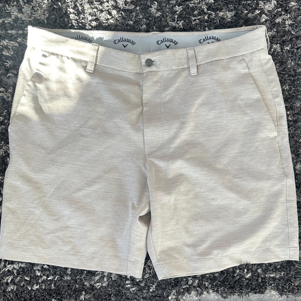 Callaway Men's Light Gray Flat Front Shorts